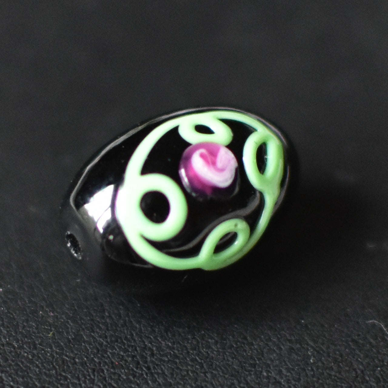 ベネチアンガラス20ミリ×8ミリ 楕円形 フィオラート