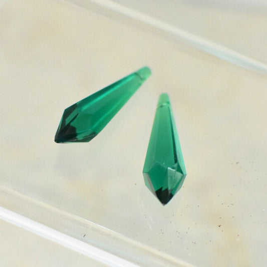 4つセット ドイツ製アクリルチャーム 横穴