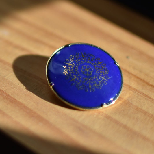 ブルーのブローチ 幾何学模様 青のブローチ