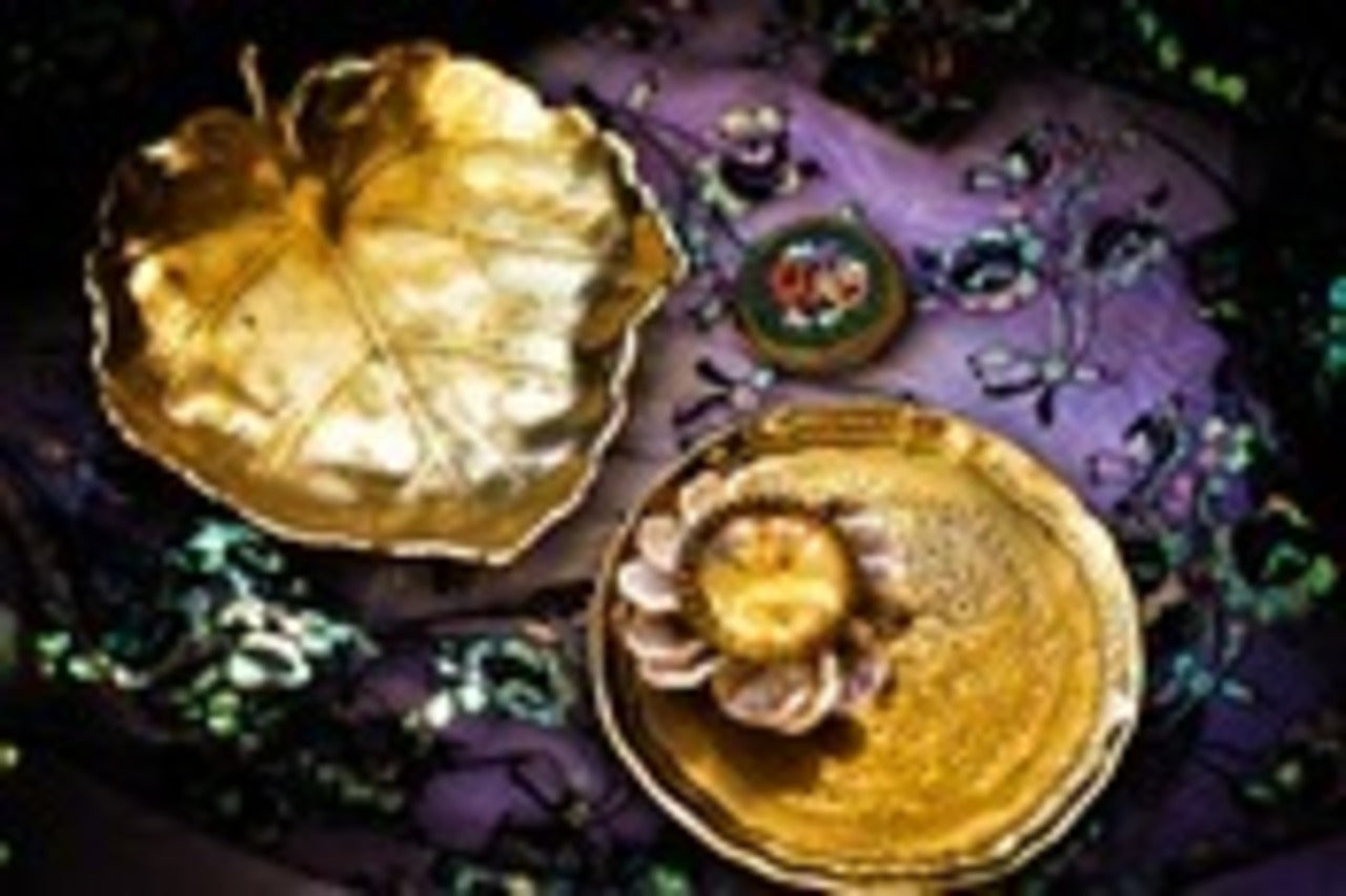 真鍮のアンティーク風トレイ イベントディスプレイ 小物置き場