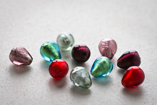 ベネチアンガラス しずく型 ビーズ 10ミリ 色をお選びください。