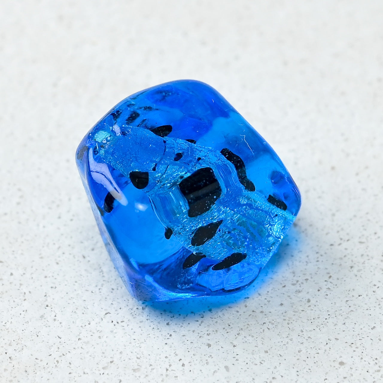 ベネチアンガラスビーズ 小石型 15ミリ