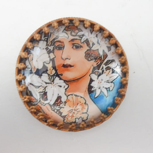 チェコガラスアンティークボタン 希少  お花と女性