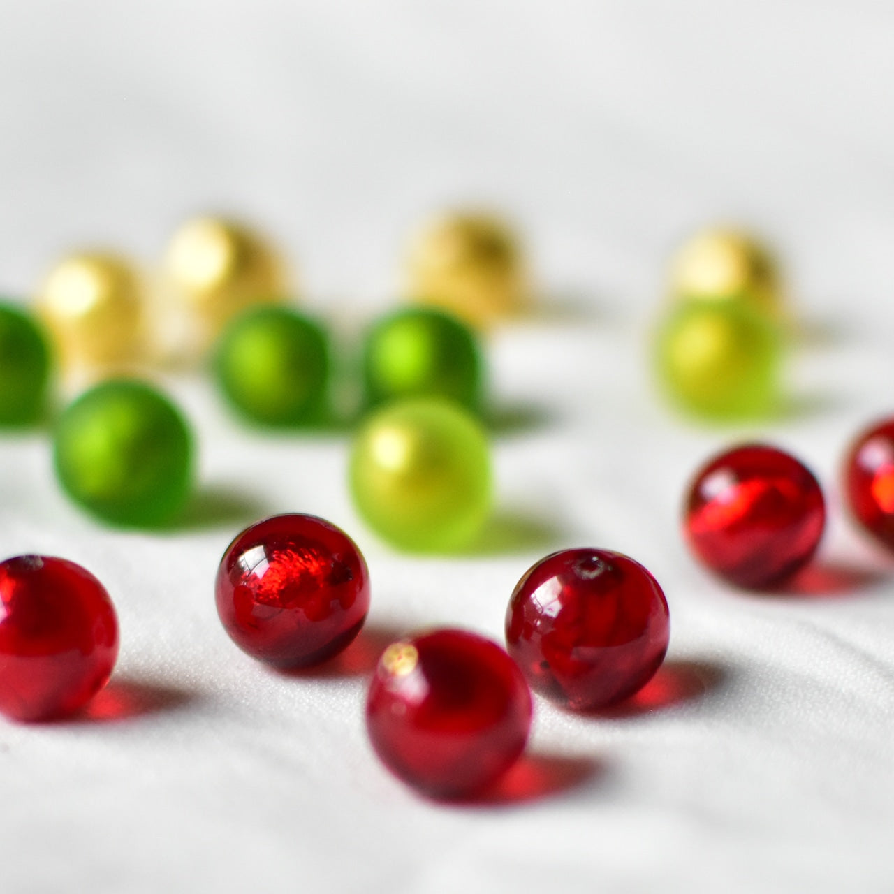 ベネチアンガラスビーズ　10㎜　色をお選びください。