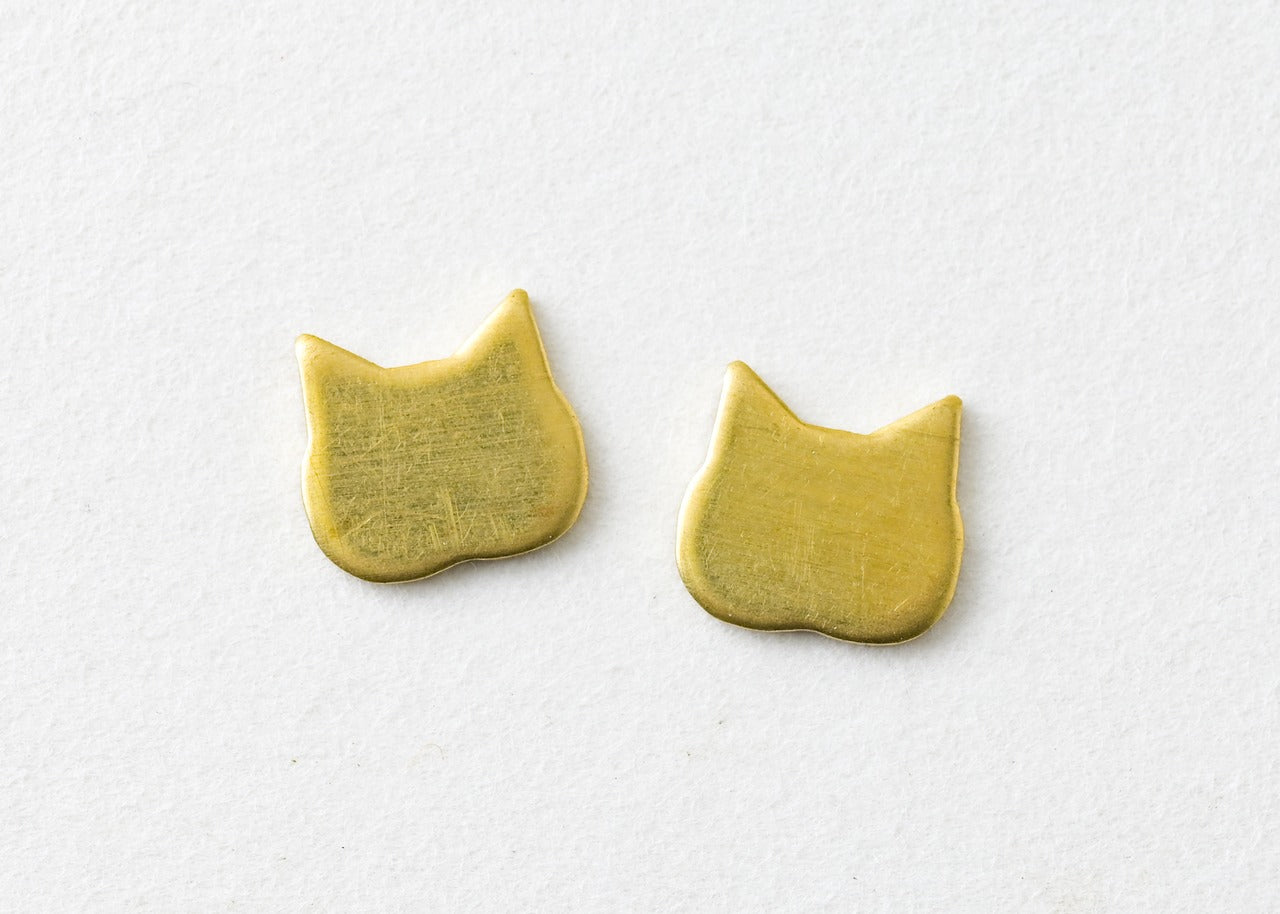 2個セット　真鍮パーツ　ネコの形　