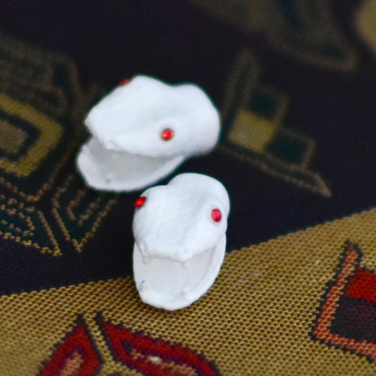 ！金運があがりそうな蛇ビーズ！