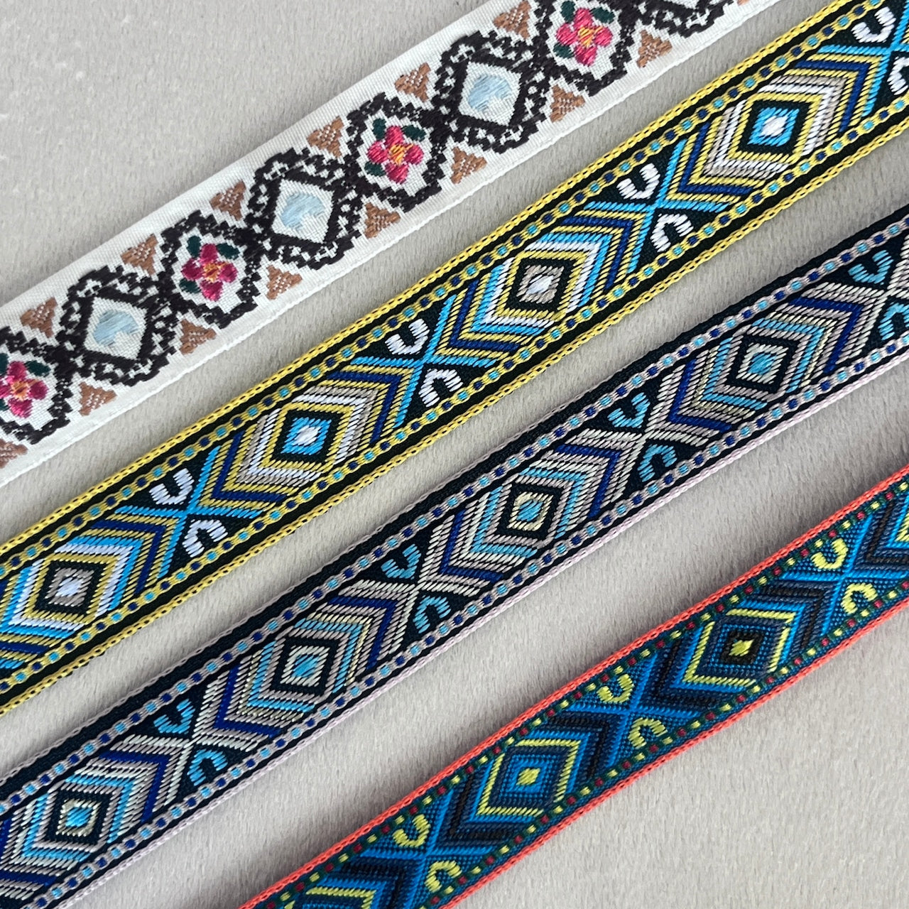 オリエンタルジャカードリボン（全4種・1m単位販売）