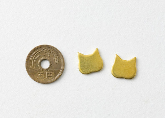 2個セット　真鍮パーツ　ネコの形　