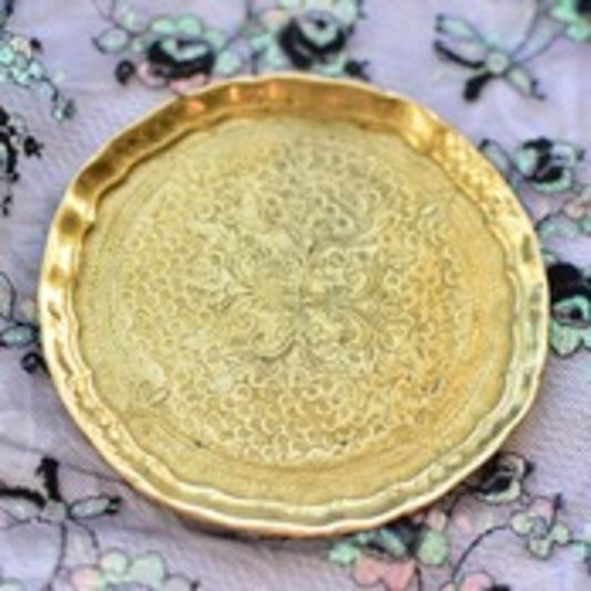 真鍮のアンティーク風トレイ　イベントディスプレイ　小物置き場