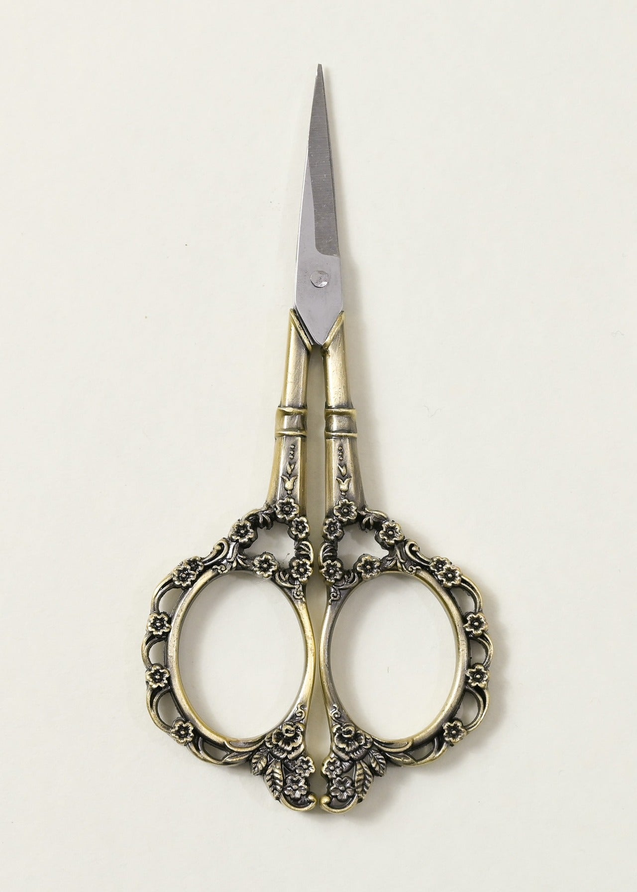 デザインシザー　おしゃれハサミ　花柄　オシャレハサミ アンティーク風ハサミ