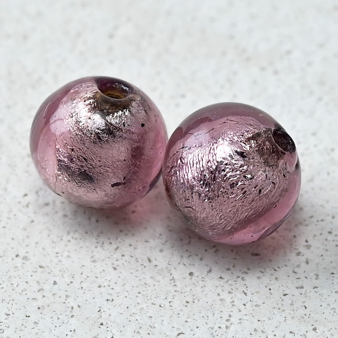 ベネチアンガラスビーズ　８㎜　ライトアメジスト色