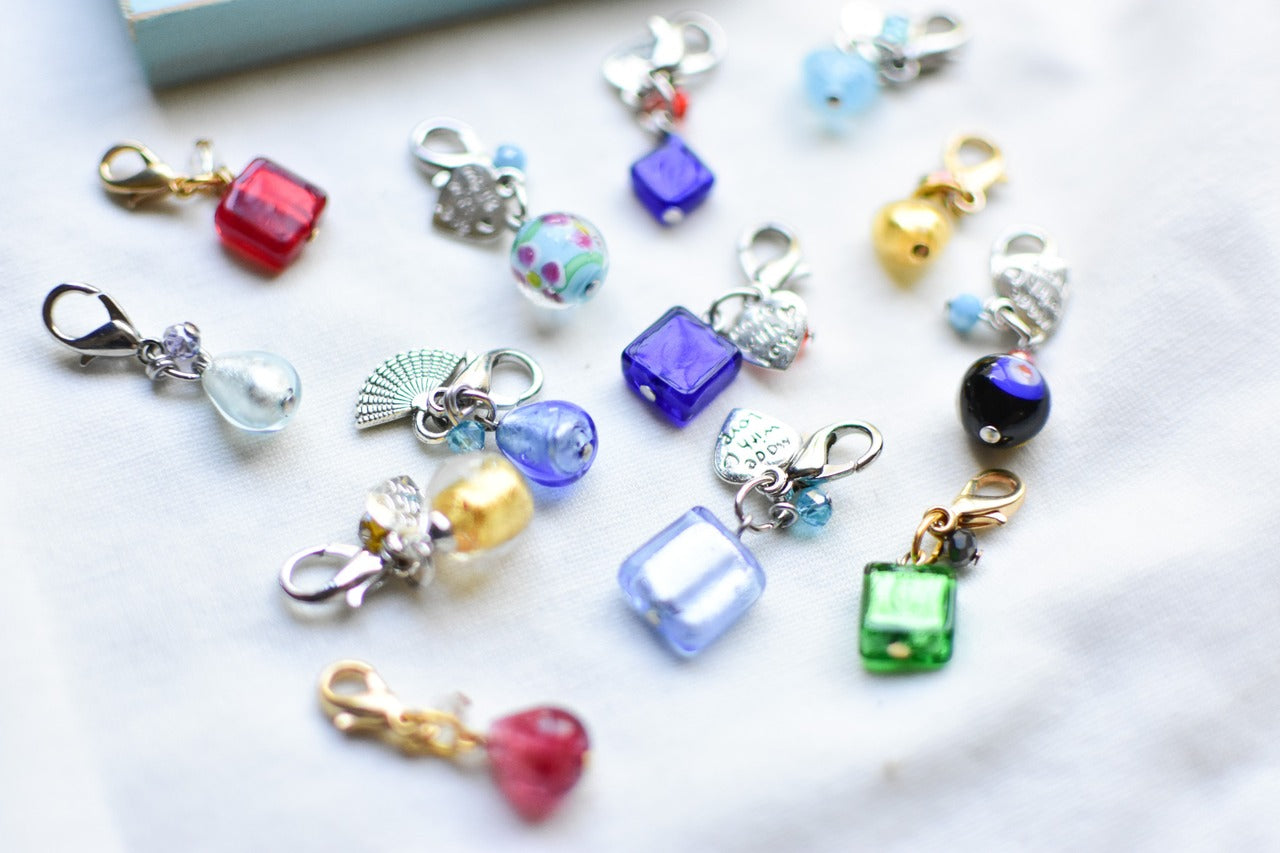 「ヴェネツィアの宝石 - 手のひらに広がる千年の輝き」ベネチアンガラスチャームコレクション