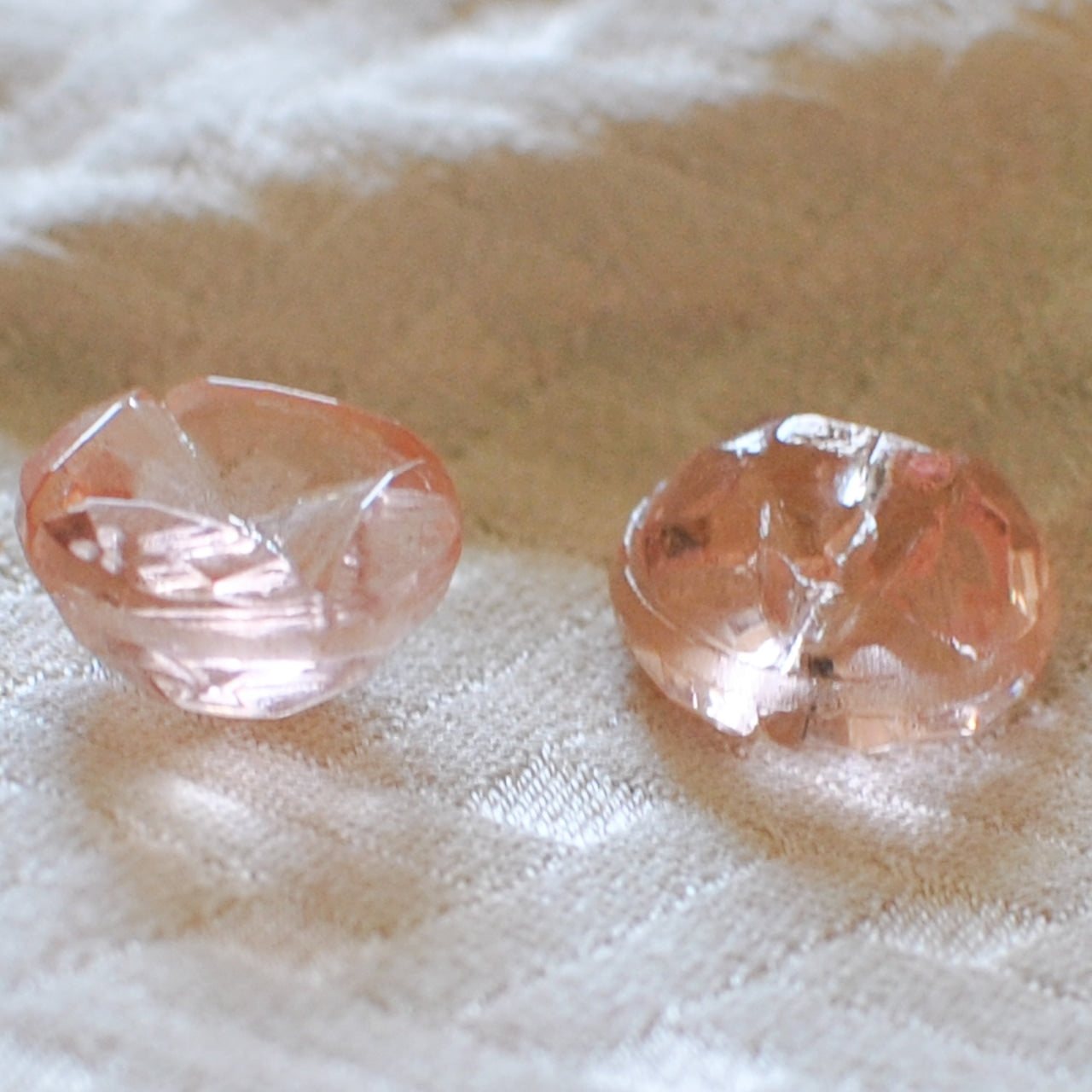 ２個セット　日本製アンティークボタン　昭和レトロ　