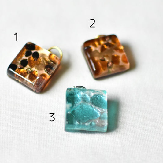 ベネチアンガラス　ペンダントトップ　スクエア