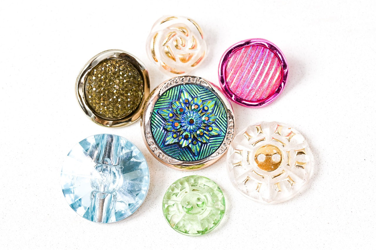 レトロな大きめヴィンテージボタン　　2つセット　★透明大★