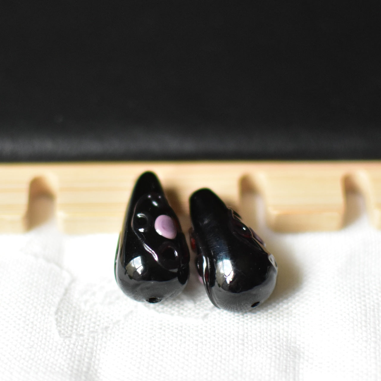 ベネチアンガラスビーズ　しずく型ビーズ　