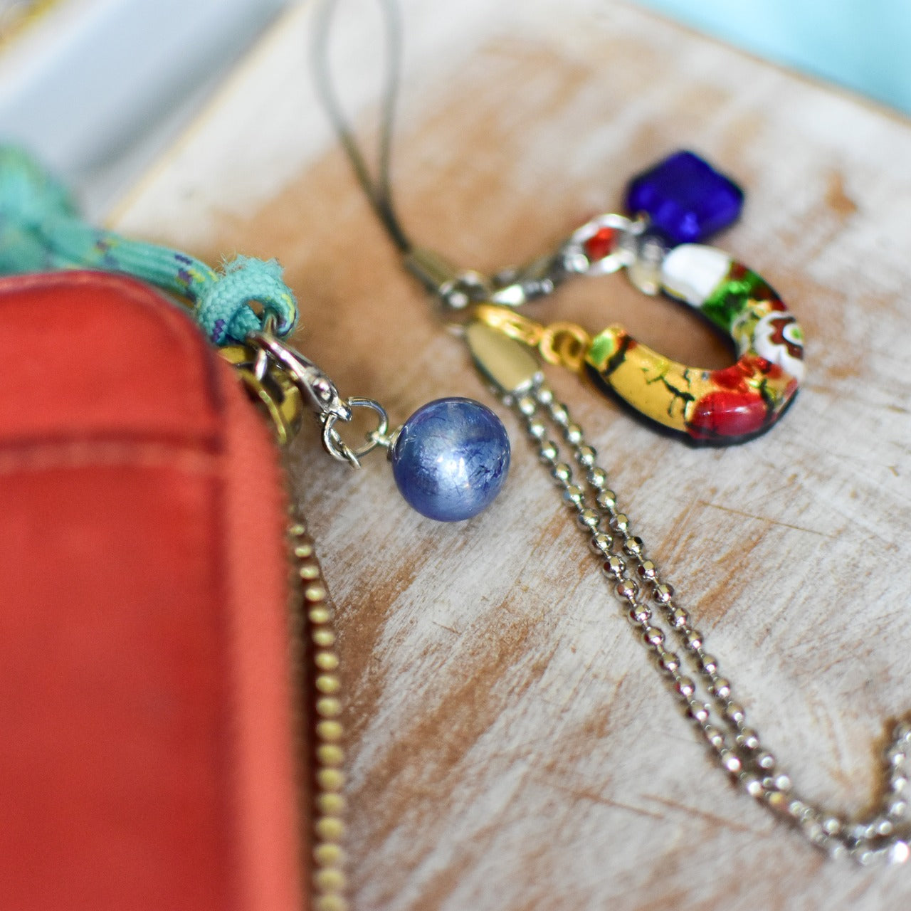 「ヴェネツィアの宝石 - 手のひらに広がる千年の輝き」ベネチアンガラスチャームコレクション