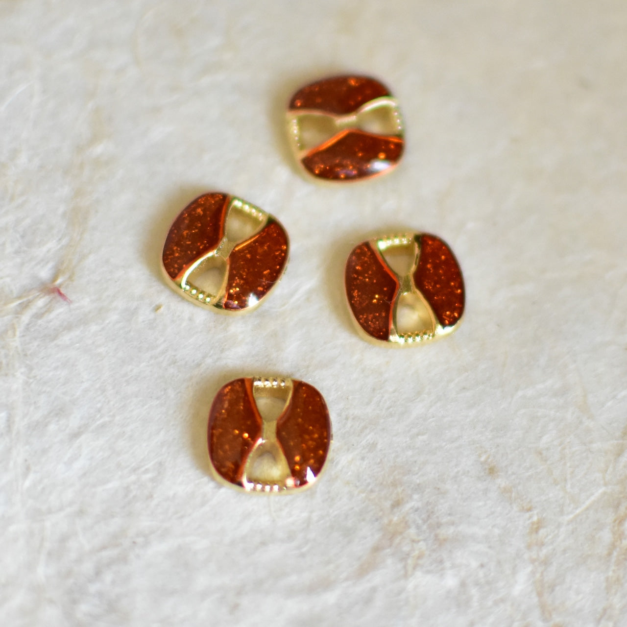 10ミリ　日本製　メタルボタン　ラメ入りレッド　デッドストック　4個セット