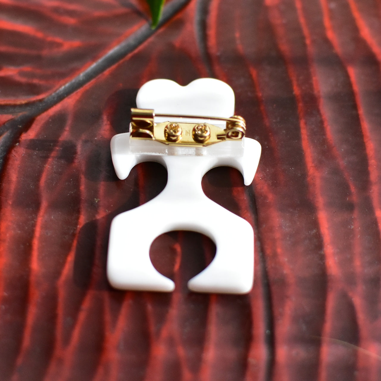 土偶好きな方必見　土偶ブローチ　期間限定販売中　お好きな土偶をお選びください。