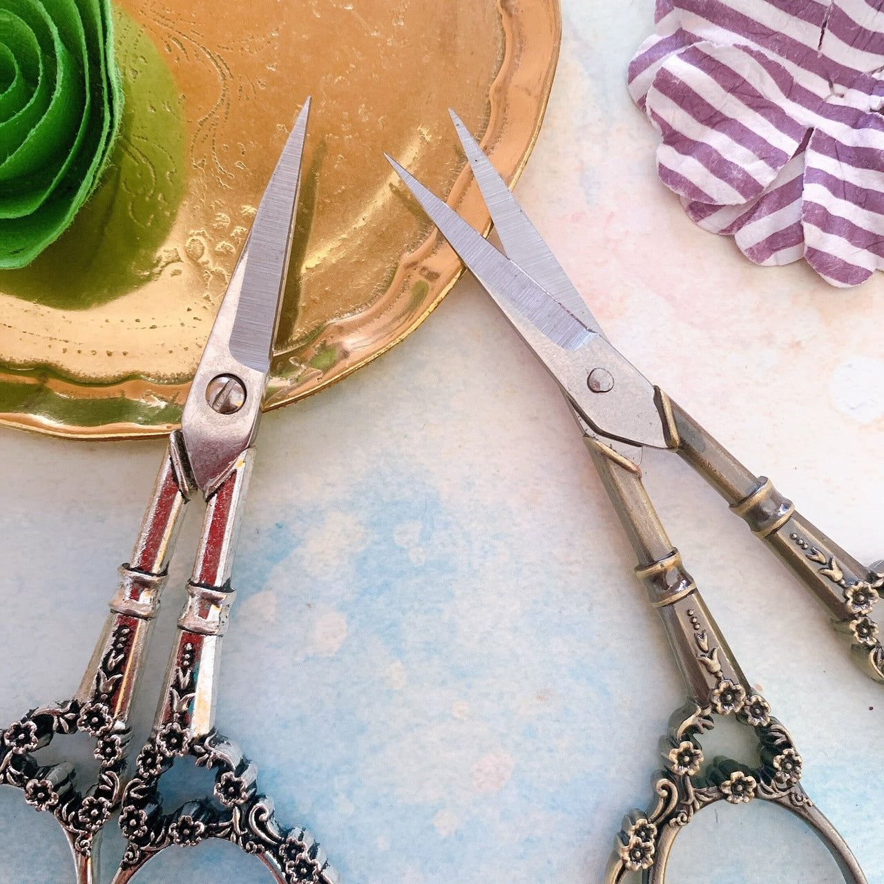 デザインシザー　おしゃれハサミ　花柄　オシャレハサミ アンティーク風ハサミ