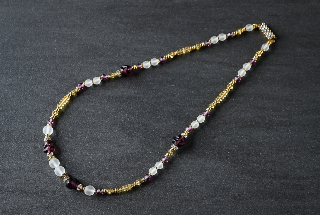 ベネチアンガラスビーズのネックレス　シンプル