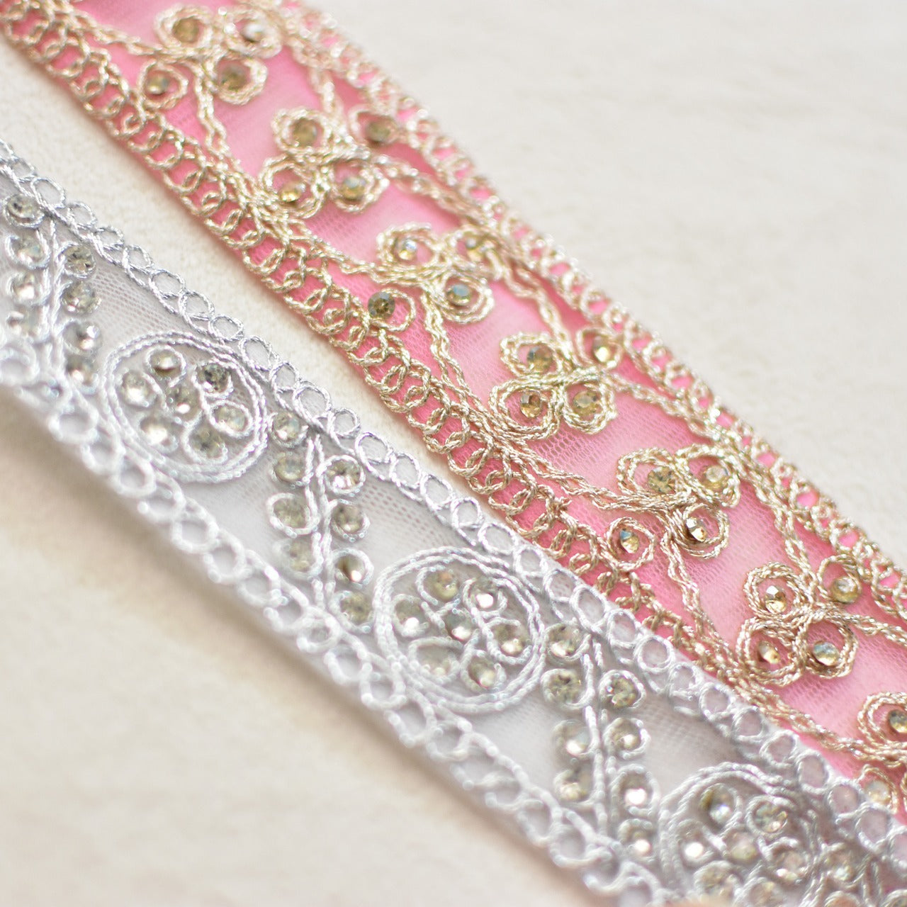 インドの刺繍リボン（お好きな柄を1メートル）