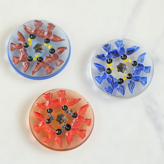 チェコガラスアンティークボタン 希少品　つばめ　色をお選びください。