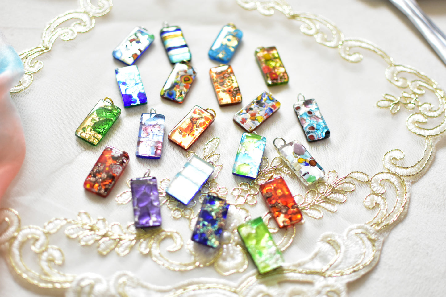 ベネチアンガラス　ペンダントトップ　ガラスペンダント　