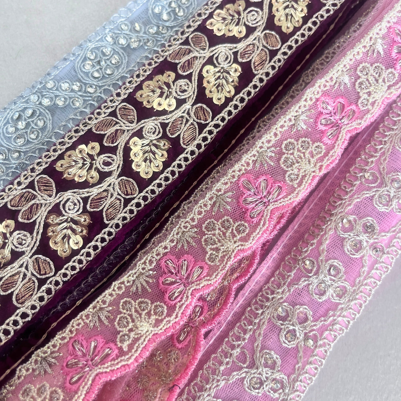 インドの刺繍リボン（お好きな柄を1メートル）