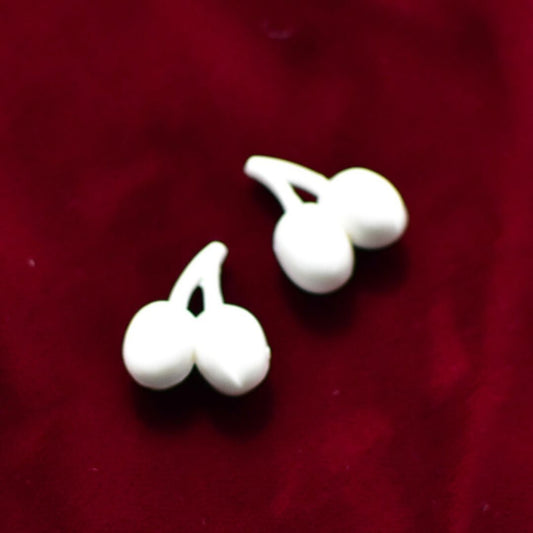 2つセット　イタリアアクリルパーツ　さくらんぼ