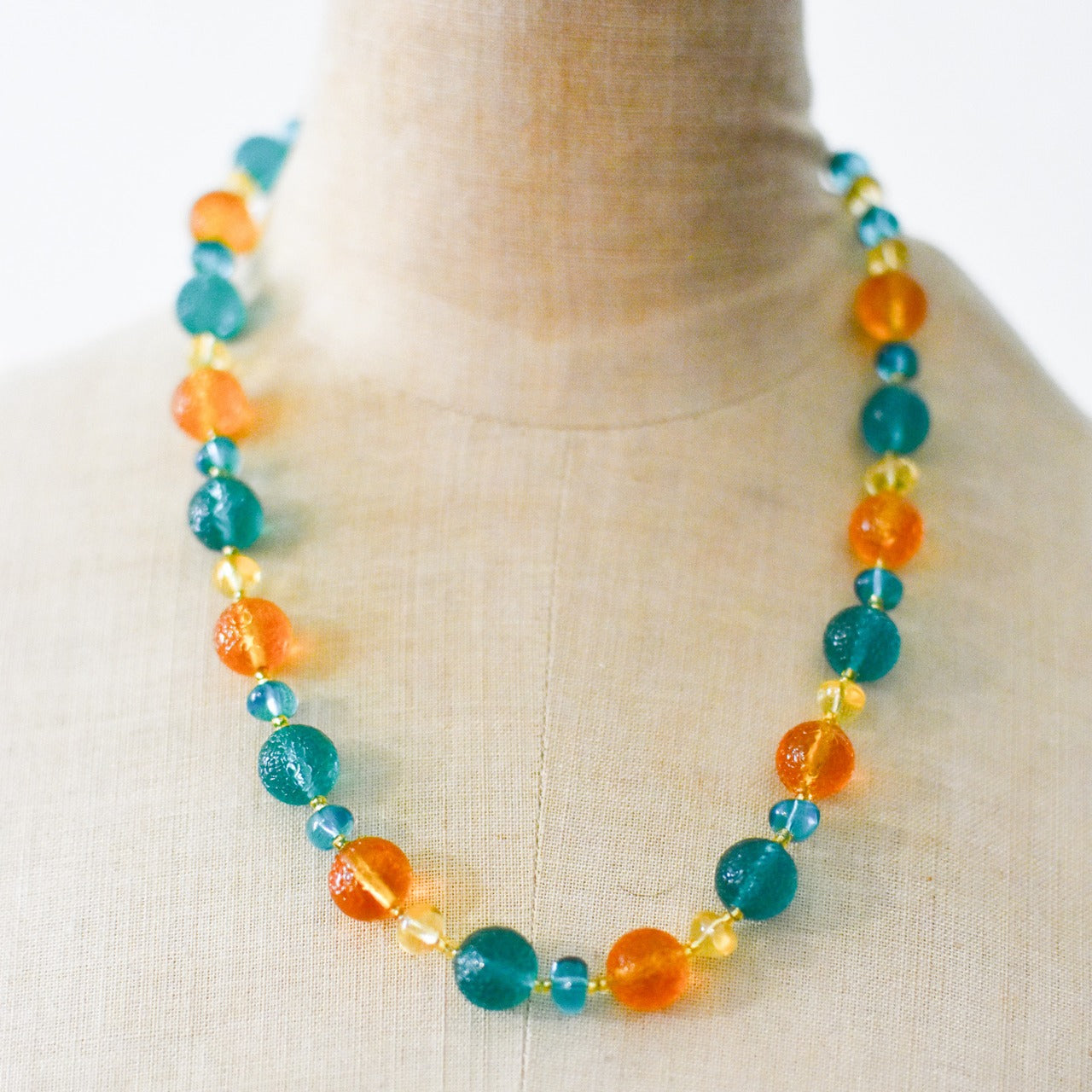 キャンディネックレス　ベネチアンビーズ　レア　パーツ取りにおすすめ　お得