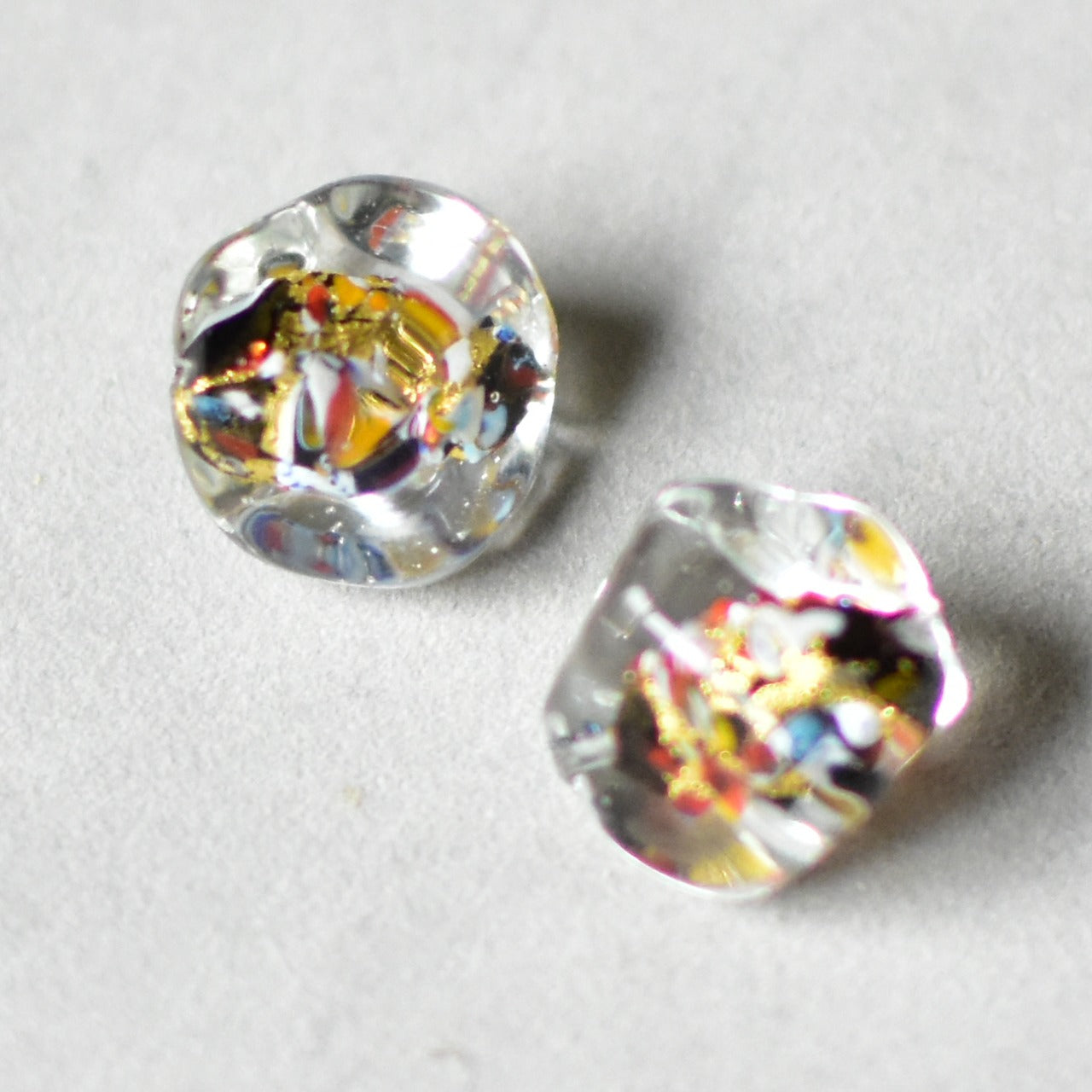 ベネチアンガラスビーズ　小石型　15ミリ