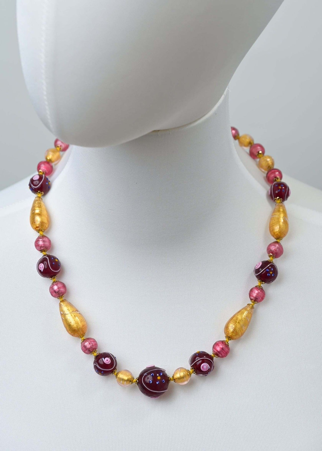 箔が苦手な方必見　シンプルに美しい　ベネチアンガラスのネックレス（色お選びください）